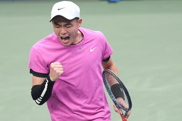 守构成了巨 守构成了巨