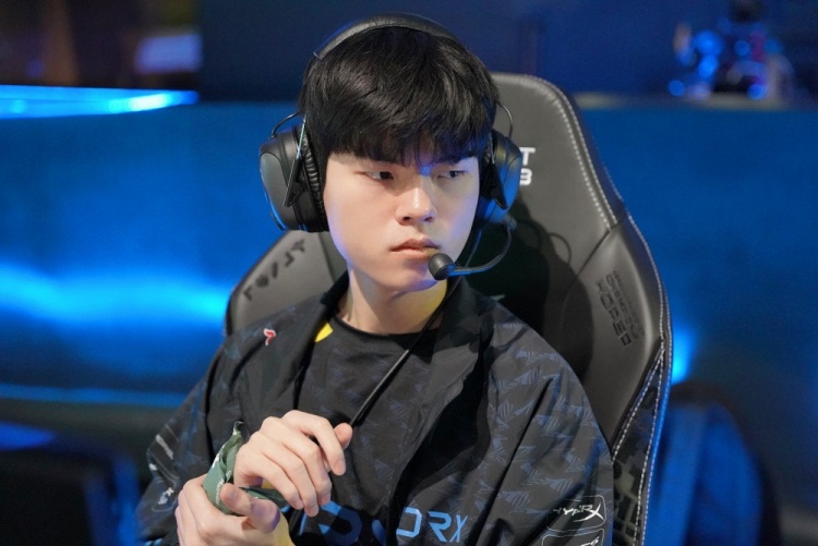 耀的一颗新 耀的一颗新