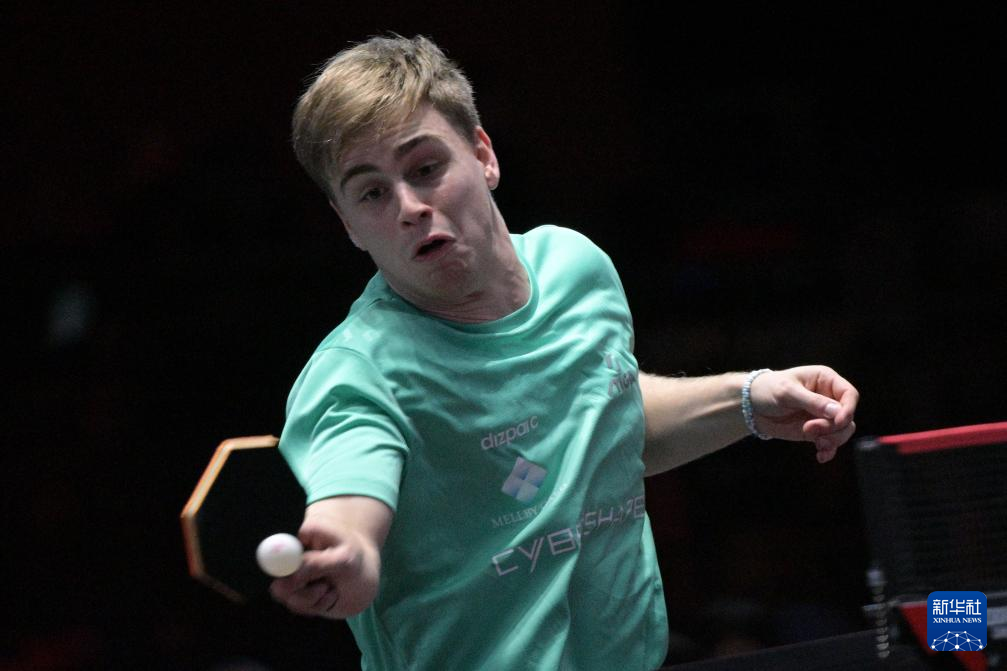 公益冰场的 公益冰场的