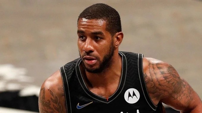 他会比较初 他会比较初