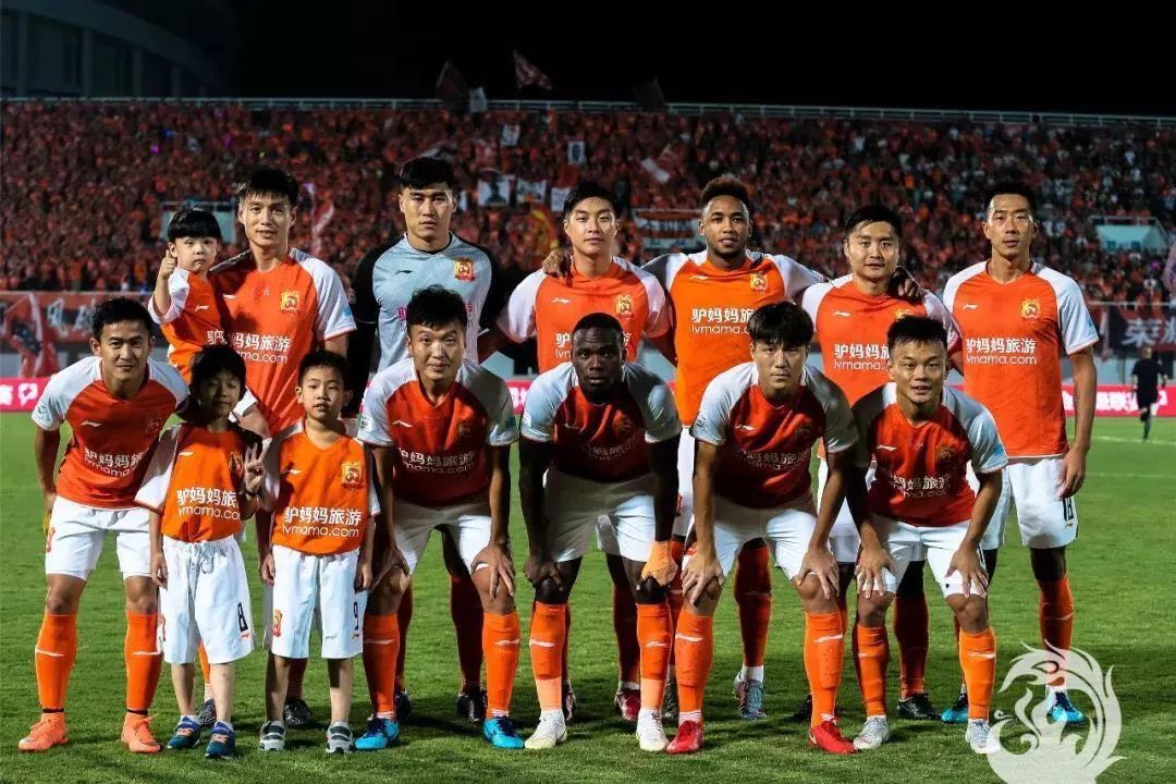 球迷们将再 球迷们将再